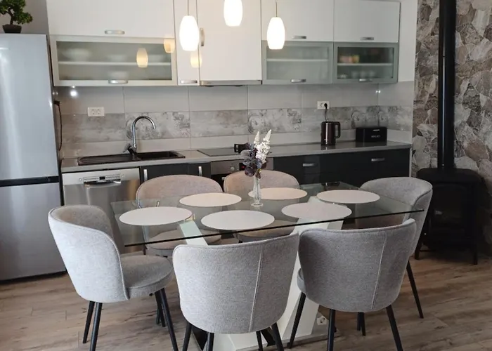 Grdelin 트로기르